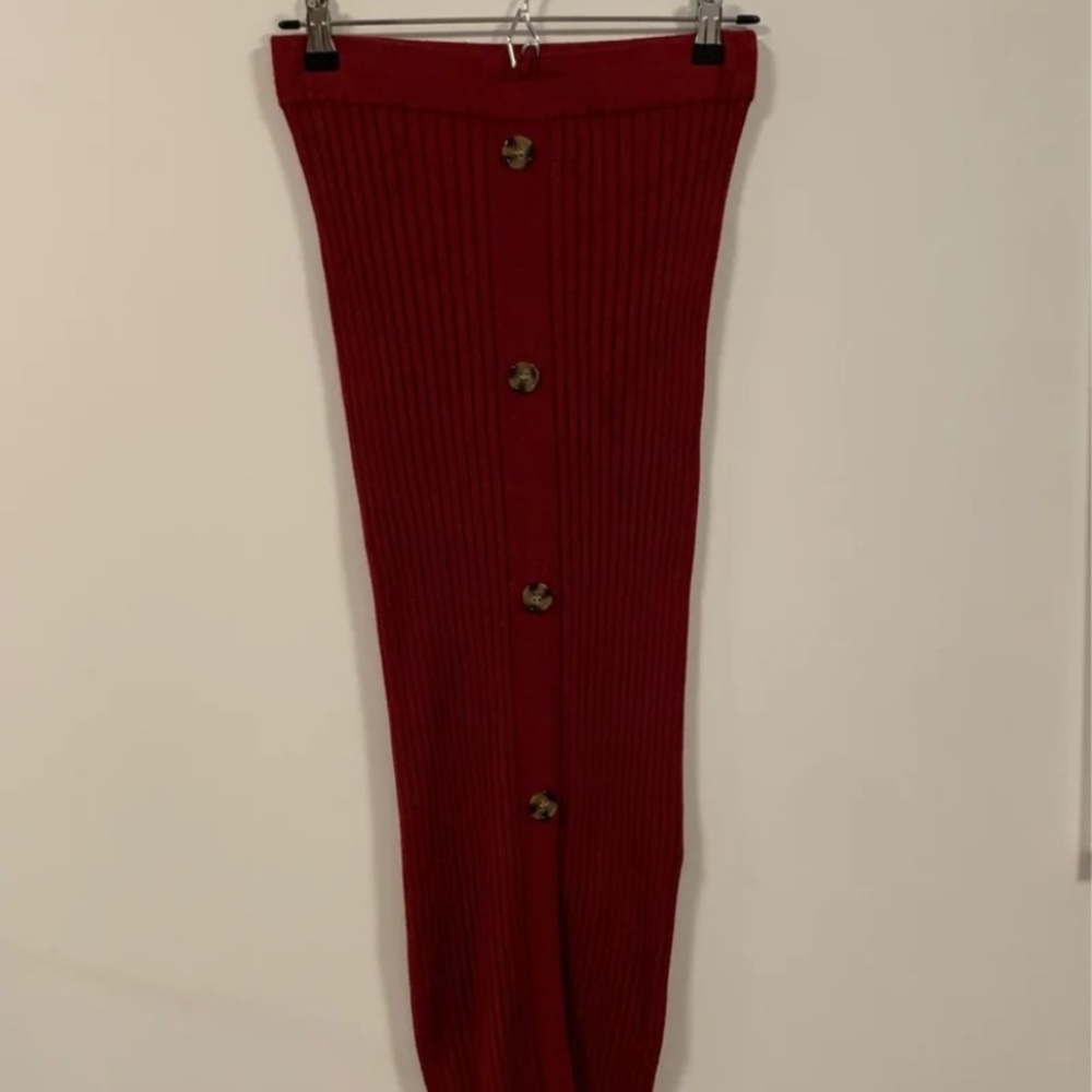 Rib knit pencil skirt